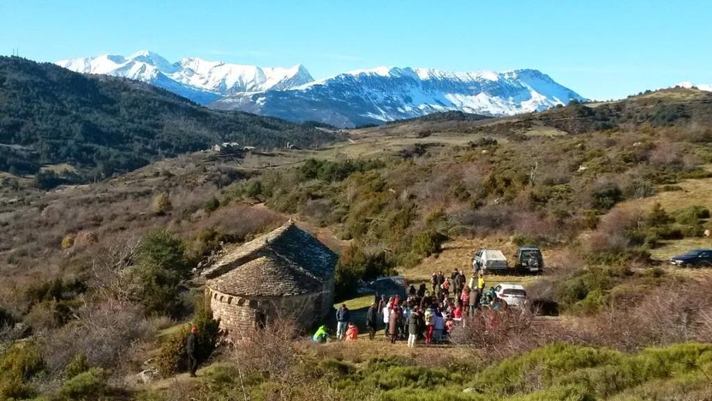 Apartamentos Turisticos Batlle Laspaúles Kültér fotó